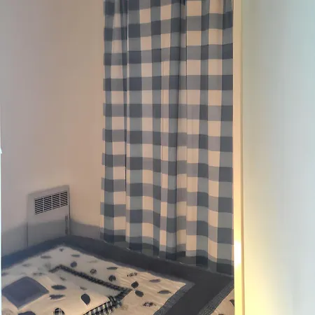 Apartment Avec Piscine Partagee A