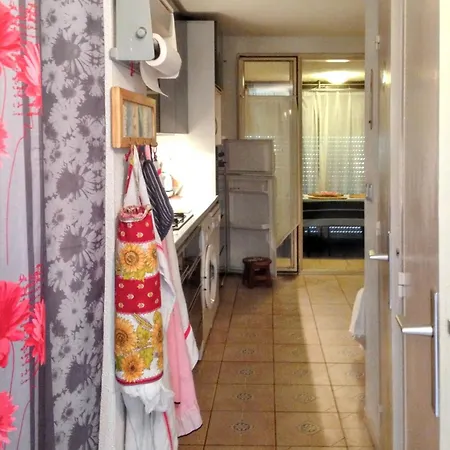 Lägenhet Avec Piscine Partagee A *