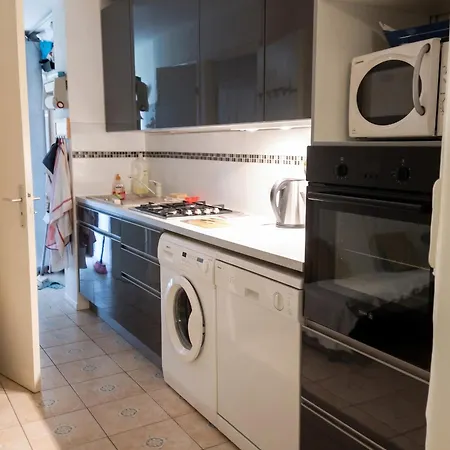 Апартаменты Avec Piscine Partagee A Агд